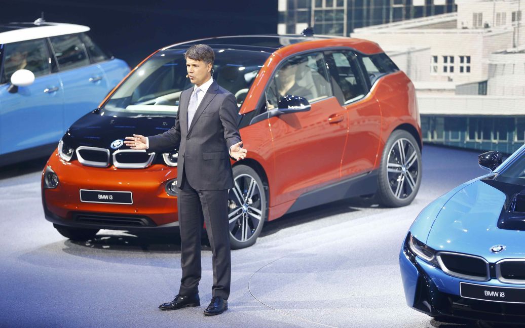 Главе BMW стало плохо прямо во время презентации / © Reuters