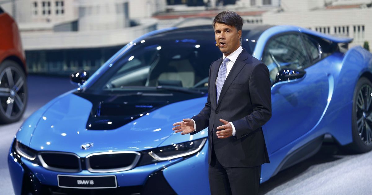Главе BMW стало плохо прямо во время презентации / © Reuters