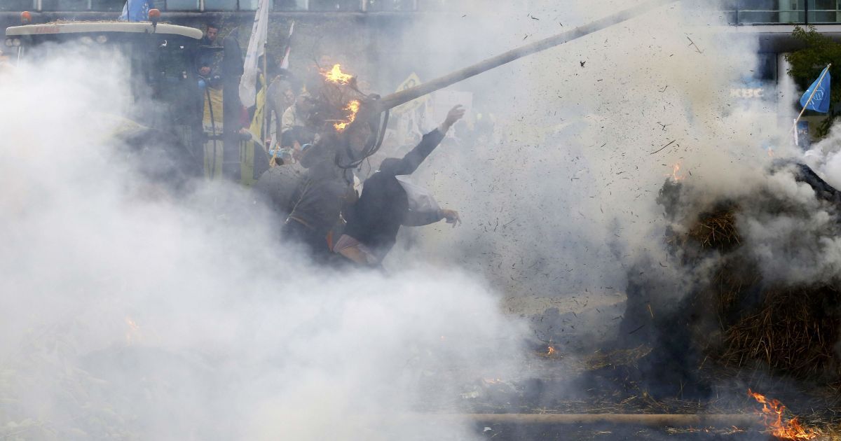 Фермеры устроили беспорядки / © Reuters