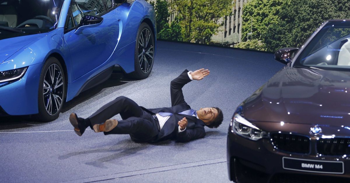 Главе BMW стало плохо прямо во время презентации / © Reuters