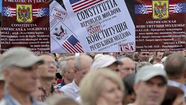 На протест вышли десятки тысяч людей / © Reuters
