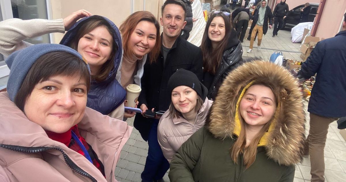 У Чернівцях за ініціативою місцевої громади працює Координаційний центр з надання гуманітарної допомоги «Спільними зусиллями!»