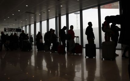 Авіакомпаніям можуть заборонити продавати квитки до країн, які не пропускають українців