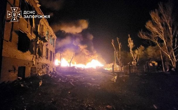 Росіяни масовано вдарили по одному з обласних центрів: є загиблі і багато постраждалих — усі деталі (оновлено)