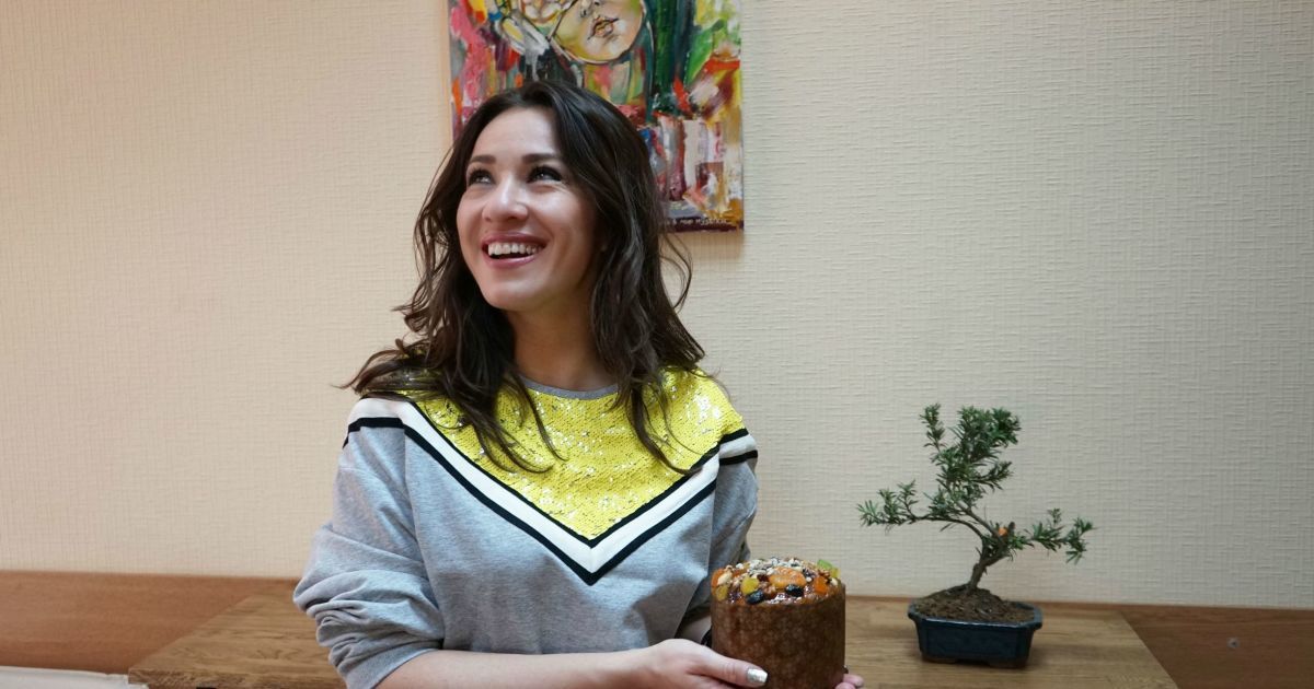 Як зірки відсвяткують Великдень: Alyosha спекла паски, а Наталка Карпа поїде до Львова