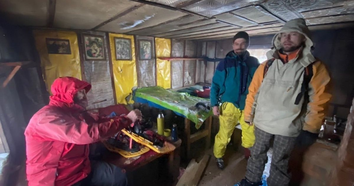 З’їхали не в той бік: на Драгобраті під час катання на лижах загубилися туристи