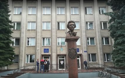 В Україні офіційно з’явилася "передвища освіта": МОН радіє і пояснює, чому