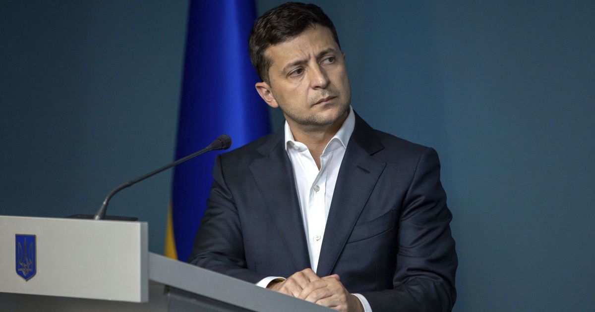 Зеленський обговорив авіакатастрофу в Ірані з віце-президентом Єврокомісії