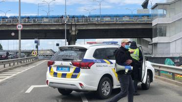 Угрозы взорвать мост Метро в Киеве: к операции по задержанию привлекли около 400 человек