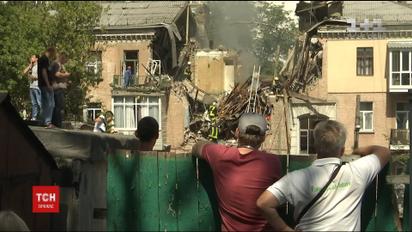 Власти обещают предоставить квартиры пострадавшим от взрыва в столичной трехэтажке