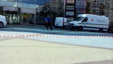 Посетителей торгового центра эвакуировали