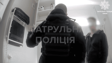 Киевлянин вызвал полицию из-за "шума перфоратора".