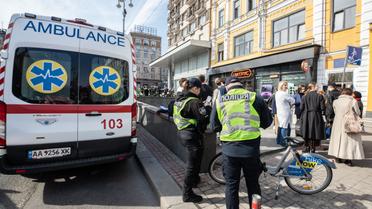 Ліквідація пожежі у приміщенні корпусу університету імені Карпенка-Карого на Хрещатику / © КГГА