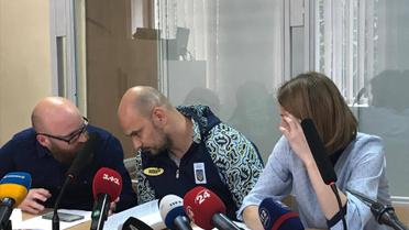 Владимир Бова (по центру)