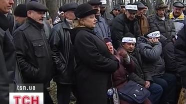 Чорнобильці оголосили безстрокове голодування біля кабміну