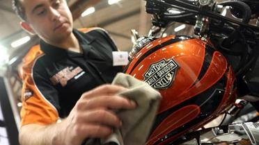 Найбільша у світі мотовиставка Intermot, яка проходить у Кельні (Німеччина), цього року зібрала більше тисячі фірм з 40 країн, які представляють мотоцикли, квадроцикли, трайки, скутери тощо.