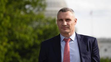 Віталій Кличко терміново скликає позачергову військову сесію
