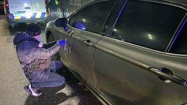 Стрельба в Киеве: владелец машины с пулевыми отверстиями заявил, что "так и было"