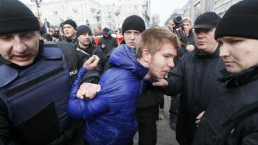 Полиция отпустила хулиганов, которые напали на участниц марша за права женщин в Киеве
