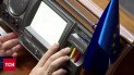 Сотні мільярдів на спецпенсії! Депутати провалили закон зі зменшення виплат “обраним”