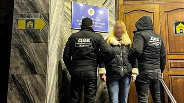 Шахрайка ошукала клієнтів банку на майже 86 мільйонів