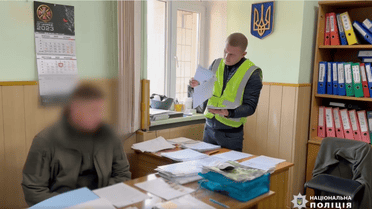 Затриманий, який допомагав ухилянтам втекти з України / Фото: скриншот