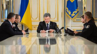 Президент подписал закон о полиции / © Facebook/Офис президента Украины