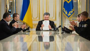 Президент подписал закон о полиции / © Facebook / Петр Порошенко